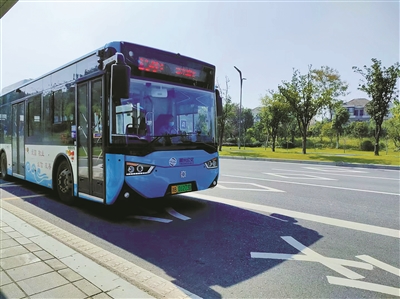 El transporte público de Ningbo promueve el 'tráfico verde'