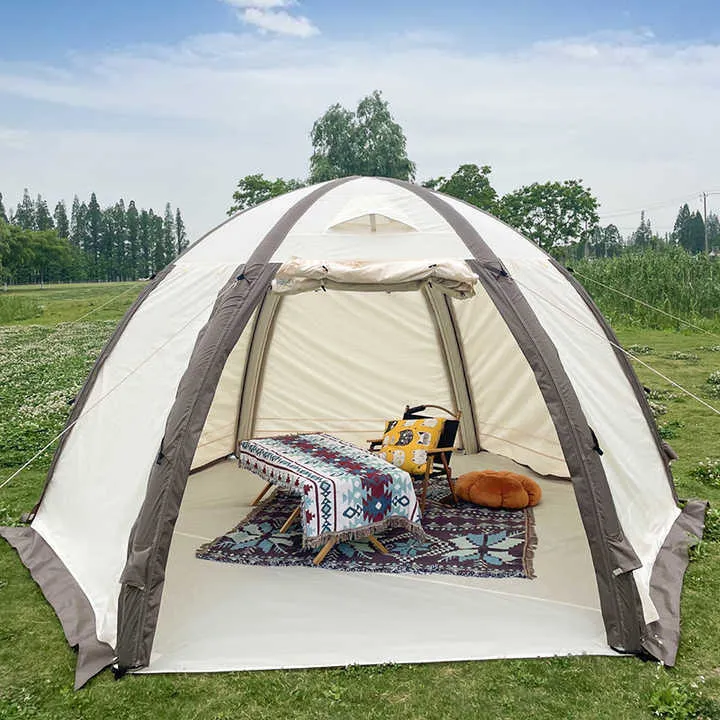 ¿Qué material es bueno para acampar las carpas?